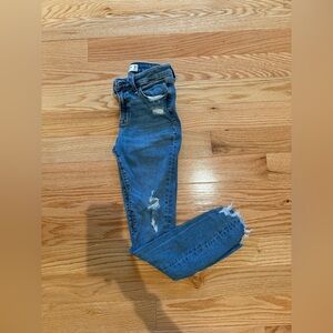 Abercrombie & Fitch Super Skinny Ankle Mid-Rise